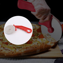 Stainless Steel Pizza Cutter / Pastry Cutter / Sandwiches Cutter the24kgal
