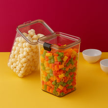 1700 ML Airtight Lock & Lock Plastic Storage Container (1 Pc) the24kgal