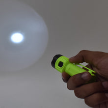 4 Modes Super Bright Led Torch High Lumens Fast Charging Flashlight / Torch (1 Pc) the24kgal