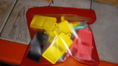 Plastic 2-in-1 Mobile Stand Keychain (9 Pc) the24kgal