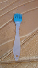 Silicone Pastry Brush, Special Brush for Kitchen Use (1 Pc) the24kgal