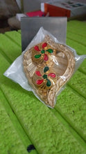 Leaf Shape Special Puja Thali (1 Pc / Mix Design) the24kgal