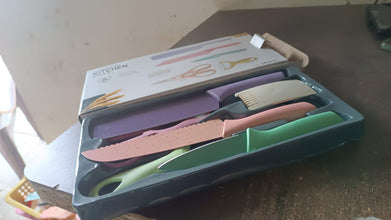 Professional Colorful Kitchen Knives Set (6 Pcs Set) the24kgal