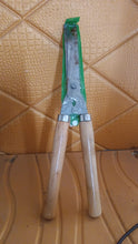 Heavy-Duty B Grade Hedge Shear with Wooden Handle the24kgal