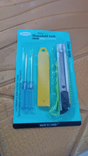 Heavy Duty Working Cutter Knife with replacement blade, 2 Screwdriver Hand Tool (4 Pc Set) the24kgal
