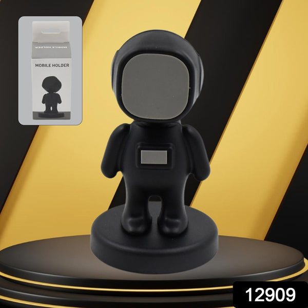 Cartoon Astronaut Magnetic Mobile Phone Holder – 360° Rotating Car Mount (1 Pc) the24kgal