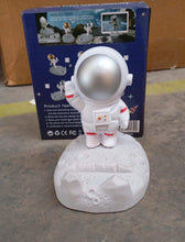Mobile Holder Astronaut Phone Stand Planet Creative Fun 3D Design (1 Pc / Mix Design) the24kgal