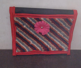 Foldable Hanging Organizer with 3 Pockets - Wall Hanging Letter Holder the24kgal
