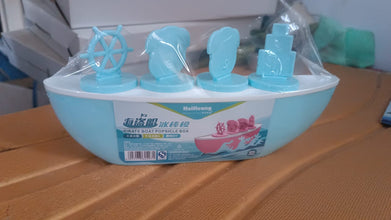 Creative Boat-Shaped Ice Cream Mould with Cute Piggy the24kgal