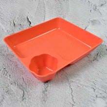 Plastic Plates with Dipping Saucer & Round Dip Part (1 Pc / 18×16 Cm / 1 Pc) the24kgal