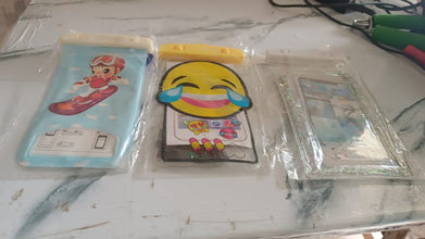 Mix Color Waterproof Mobile Phone Case (Mix Color / 1 Pc) the24kgal