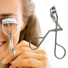 Classic Stainless Steel Eyelash Curler(1 Pc) the24kgal