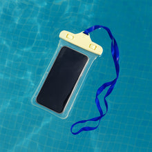 Mix Color Waterproof Mobile Phone Case (Mix Color / 1 Pc) the24kgal