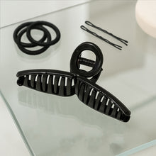 Plastic Hair Claw Clips Strong Clips (1 Pc / Mix Design & Color), Hair accessories the24kgal