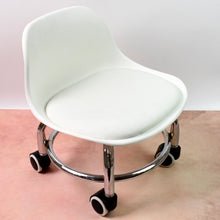 Heavy Duty Round Rolling Stool with Wheels Pedicure Stool (1 pc) the24kgal