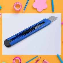 Multi-Use Iron Cutter, Cutting Blade and Precision Knife Blade, Utility Knife - Heavy Duty Industrial Cutter Knife (18mm) the24kgal