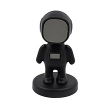 Cartoon Astronaut Magnetic Mobile Phone Holder – 360° Rotating Car Mount (1 Pc) the24kgal