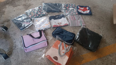 Travel Wash Bag Multi-Functional Waterproof Cosmetic Storage Bag Handheld Foldable Hook Cosmetic Bag with Zipper Closure Handbag Portable Classification Bags(1 Pc Mix Design) the24kgal