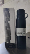Double Wall Vacuum Insulated Water Bottle (550 ML) the24kgal