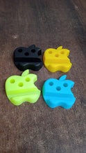 Multi-Functional Apple-Shaped Plastic Mobile Stand with Pen Holder (1 Pc / Mix Color) the24kgal