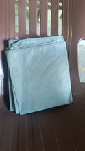 Clothes Storage Bag with Zipper & Handles the24kgal