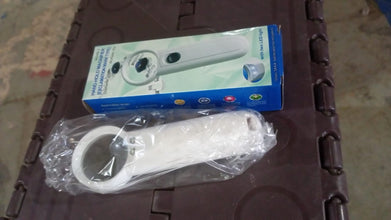 Hand-Held Magnifier with Dual LED Lights (1 Pc / 37MM / Battery not included) the24kgal