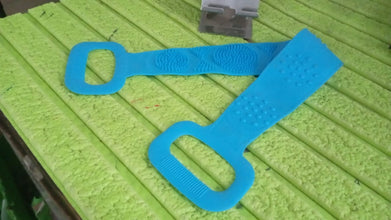 Silicone Body Back Scrubber Double Side Bathing Brush for Skin Deep Cleaning Massage, Dead Skin Removal (77 Gm | Small Size / 1pc) the24kgal