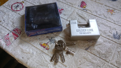 94mm Stainless Steel Padlock: Rectangular, Hardened Steel, 5 Keys the24kgal