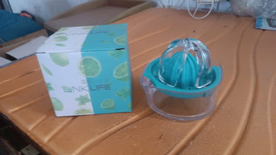 Manual Drink Orange Lemon Citrus Lime Fruit Juice Juicer Squeezer, BPA Free, Press & Pourer With Lid Plastic Manual (1 Pc) the24kgal